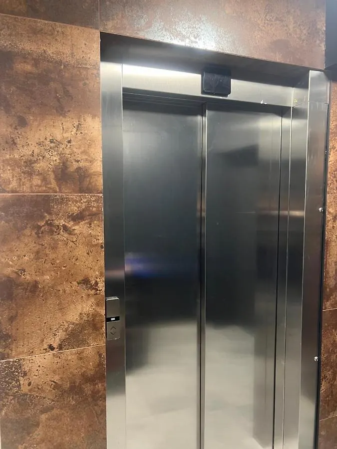 Crystal Luxury Apartment With Free Parking In Cracow For 4 Guests كراكوفيا 0*,  بولندا
